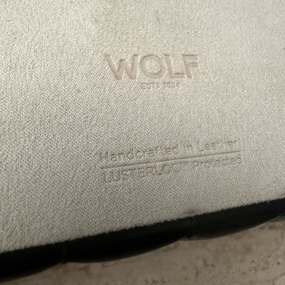 Wolf Lusterloc Travel Jewelry Box black Quilted design - Picture 8 of 10